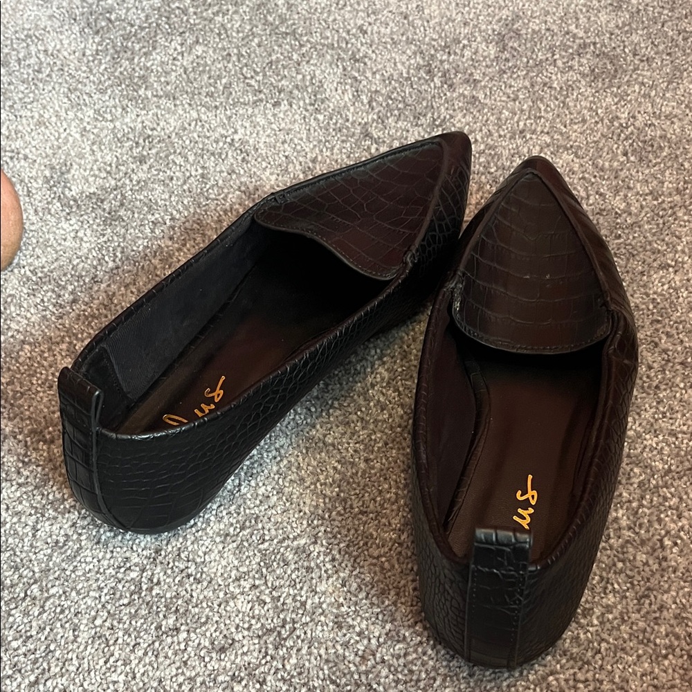 New lulus black flats